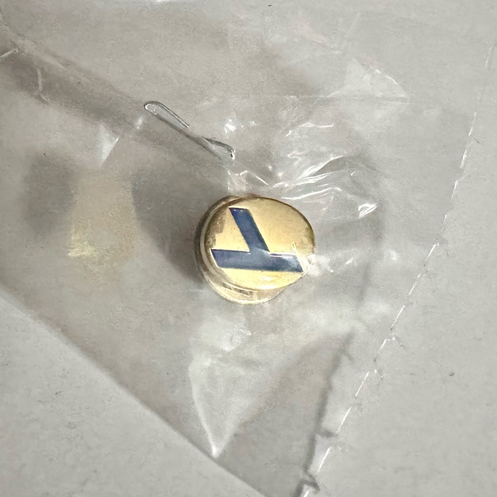 Vintage Eastern Airlines Gold Flight Crew Lapel Pin Tie Tack/Tac NOS